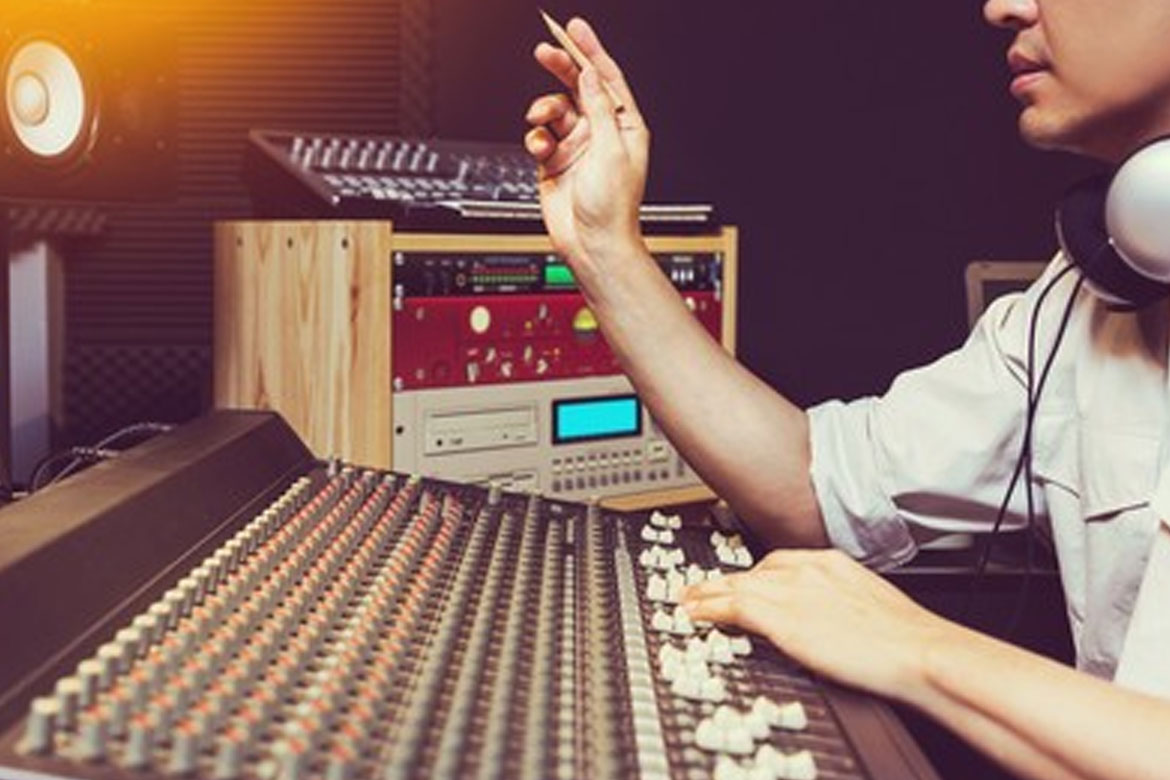 Audiobook, Voice-Over, Dubbing, Advertisement Film, Presentation Film